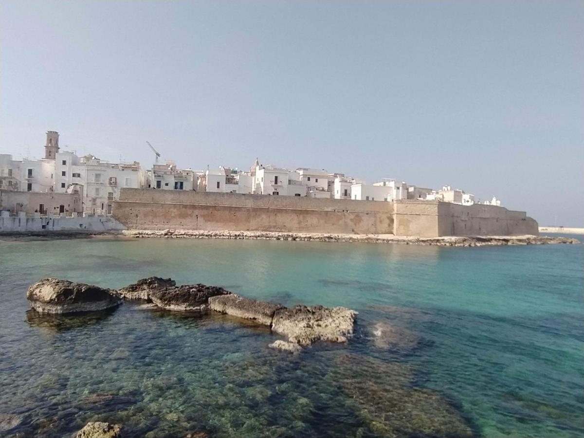 A Casa Di Ru, Bellissimo Appartamento Con Sauna Monopoli Bagian luar foto